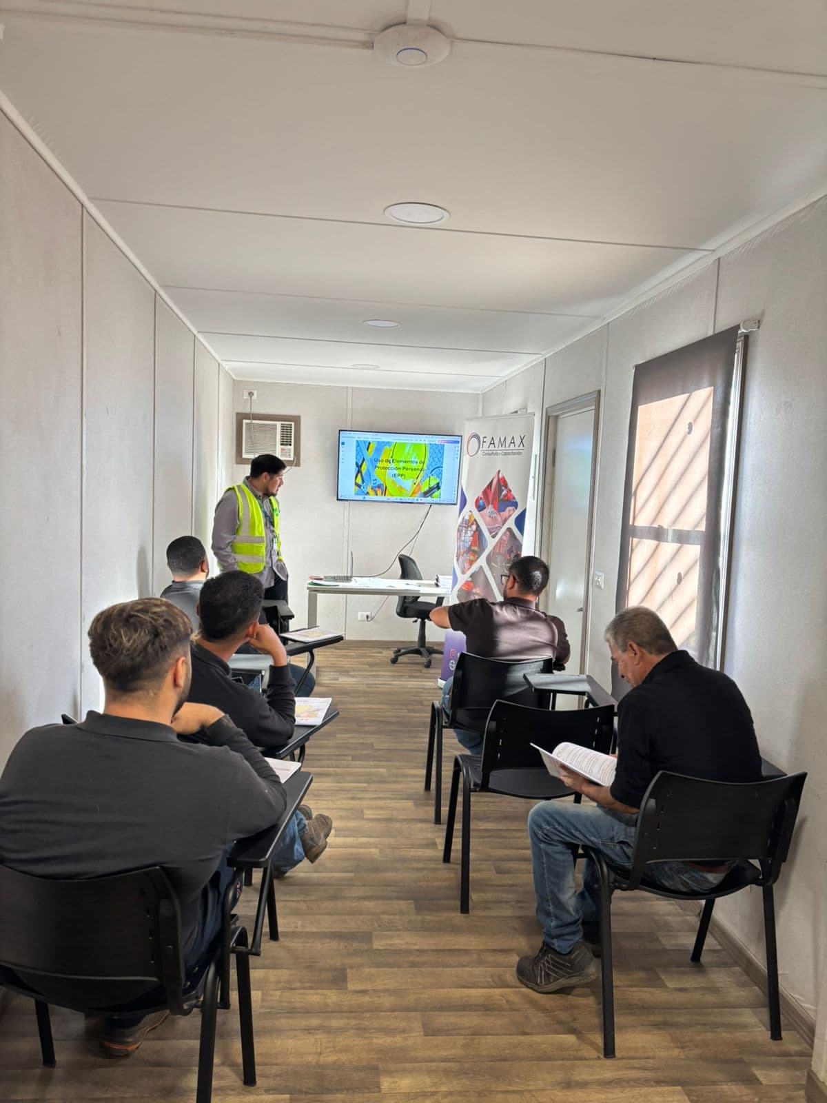 Capacitación FAMAX
